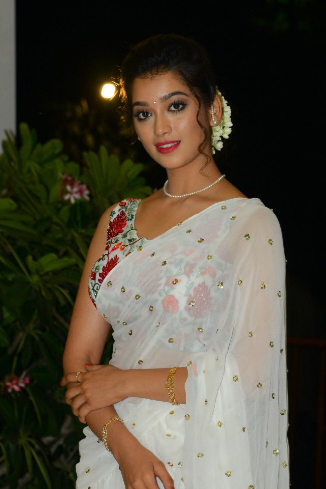Digangana-Suryavanshi-at-Hippi-Movie-Pre-Release-Event